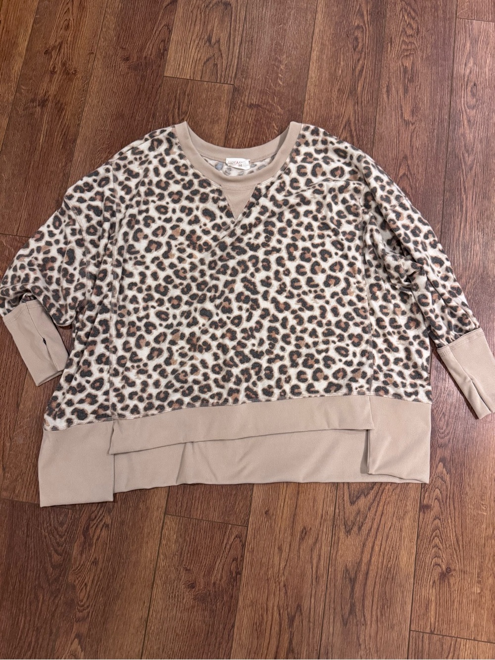 Fantastic Fawn Beige & Multicolor Logo Pullover